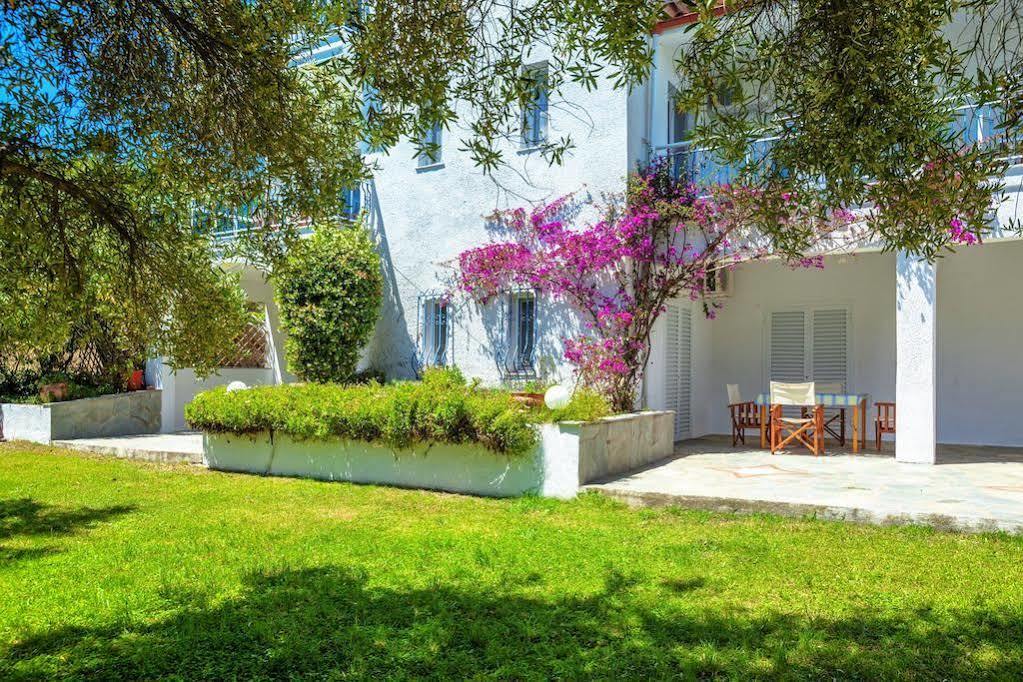 Faros Apartments Possidi Exterior foto
